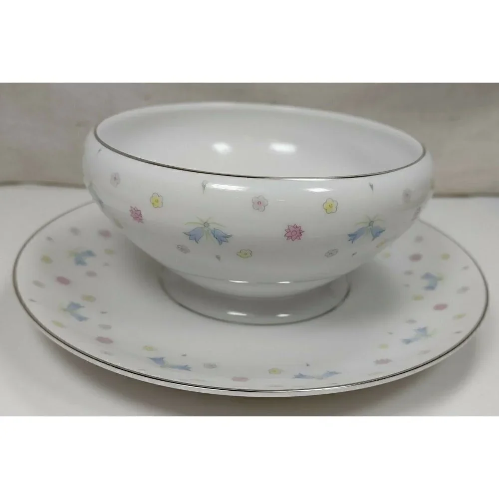 Vintage Jyoto Fine China Japan Candice 8093 Flower Ceramic White Gravy Boat